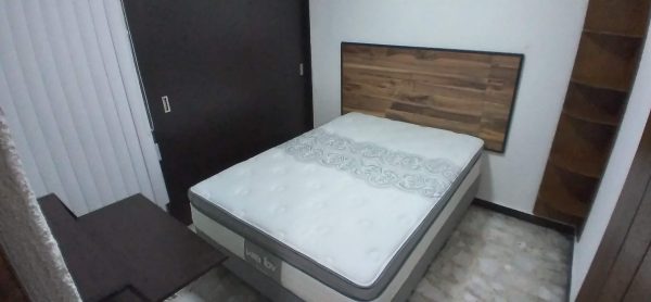 HABITACION CAMA MATRIMONIAL BANO COMPARTIDO - Imagen 3